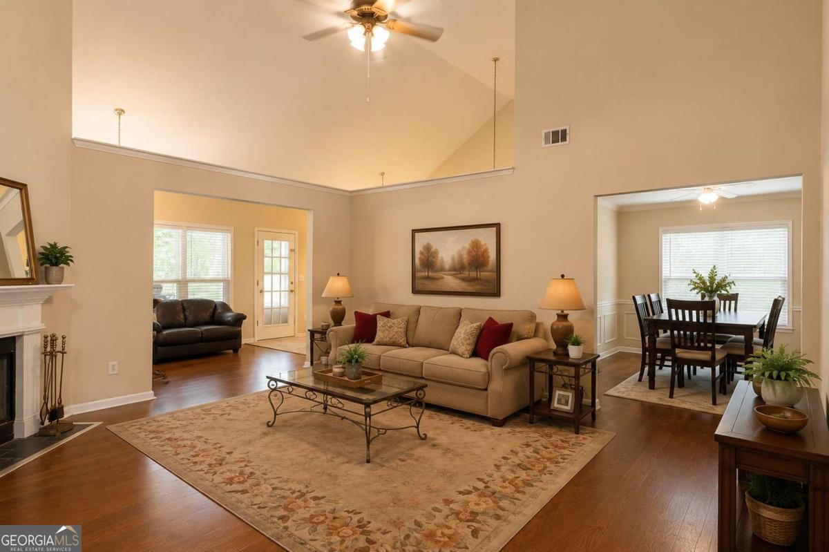 5335 Myras CT