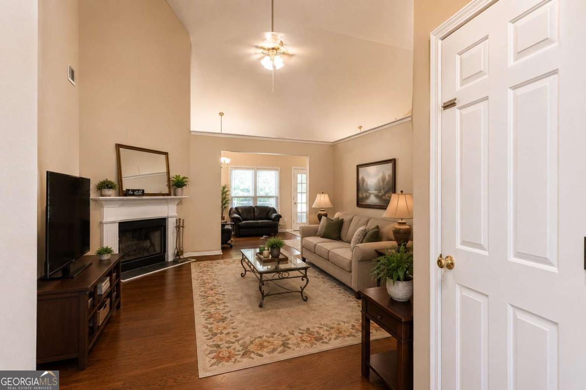 5335 Myras CT
