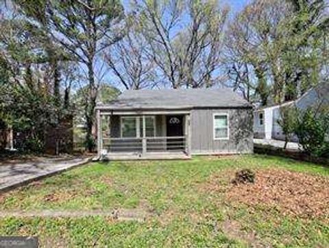 Photo of 1427 Eason Street NW, Atlanta, GA 30314 (MLS # 10710909)