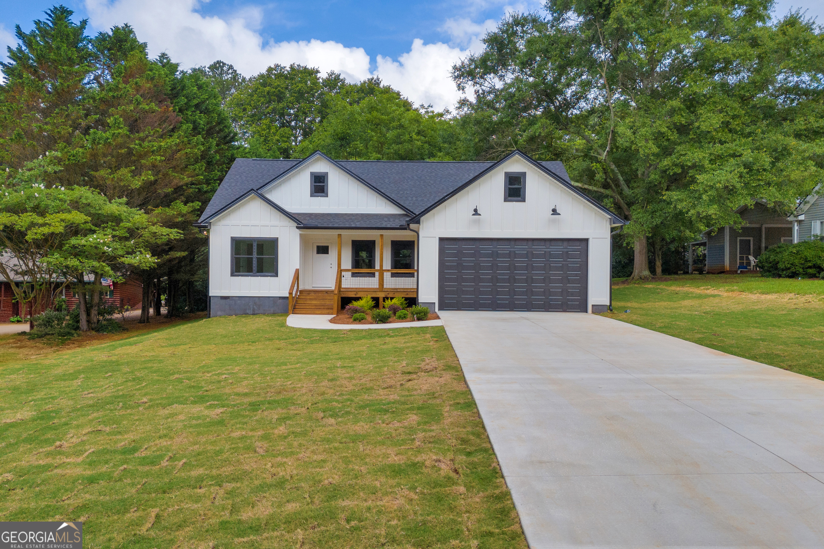 256 ADAMS PLACE