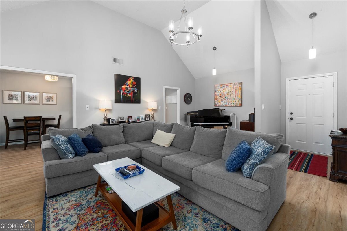 145 Wakefield DR