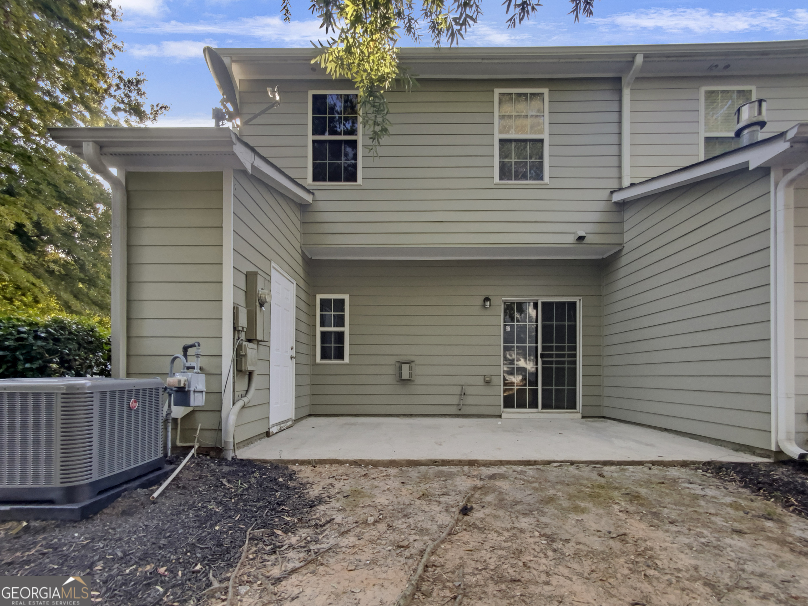 Photo 8 of 25 of 3308 Thornbridge DR townhome