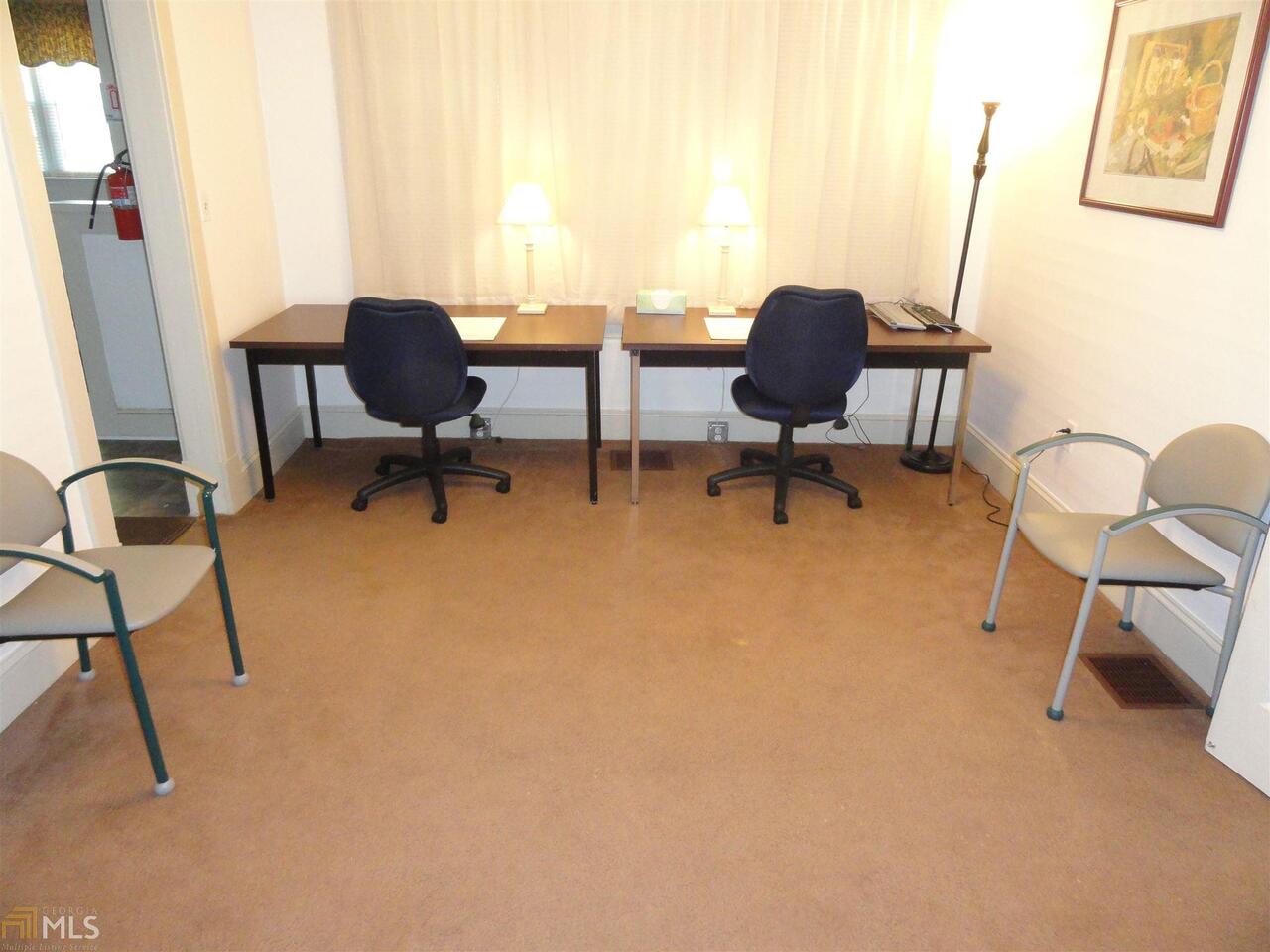 165 N Broad ST