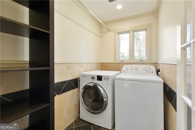 Roswell, Georgia 30076, United States, 4 Bedrooms Bedrooms, ,4 BathroomsBathrooms,Residential,Active,78747