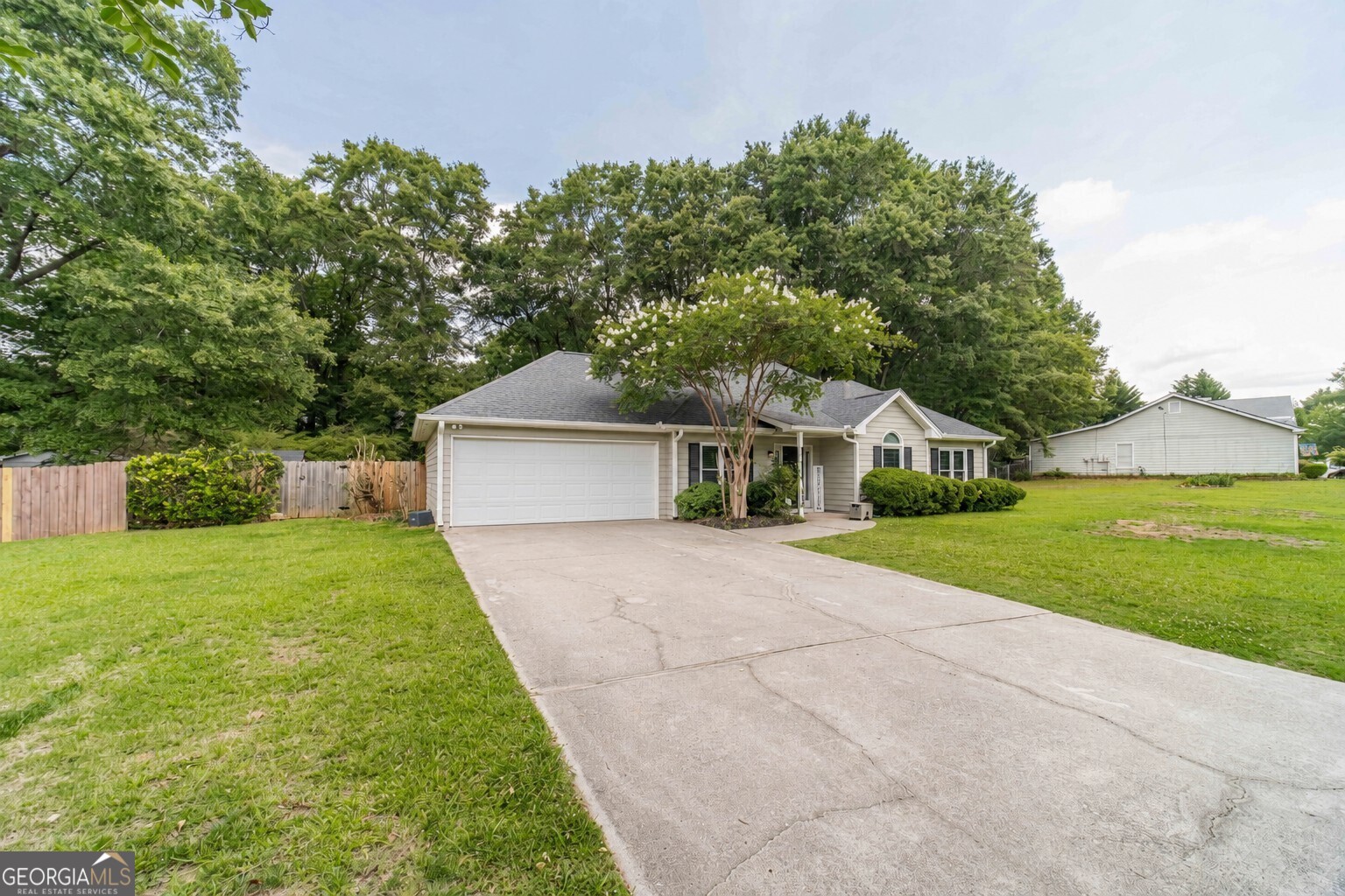 4180 Fox Chase DR