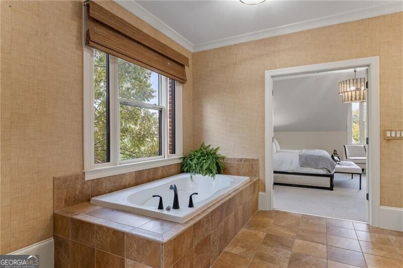 Crabapple Crossroads - Residential