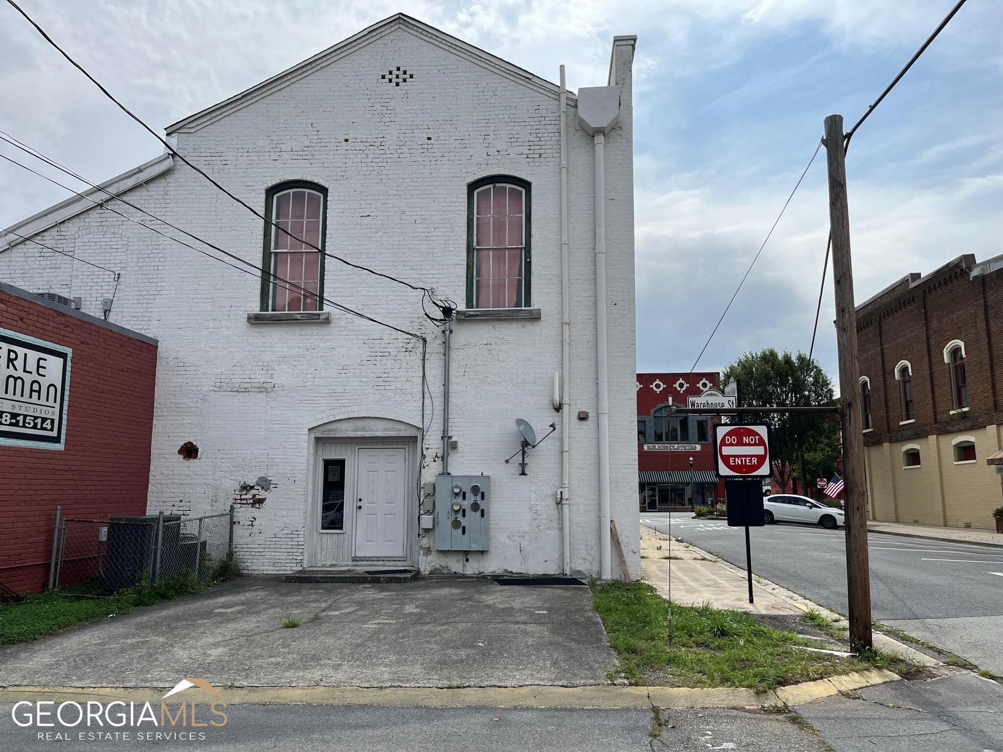 232 Main ST