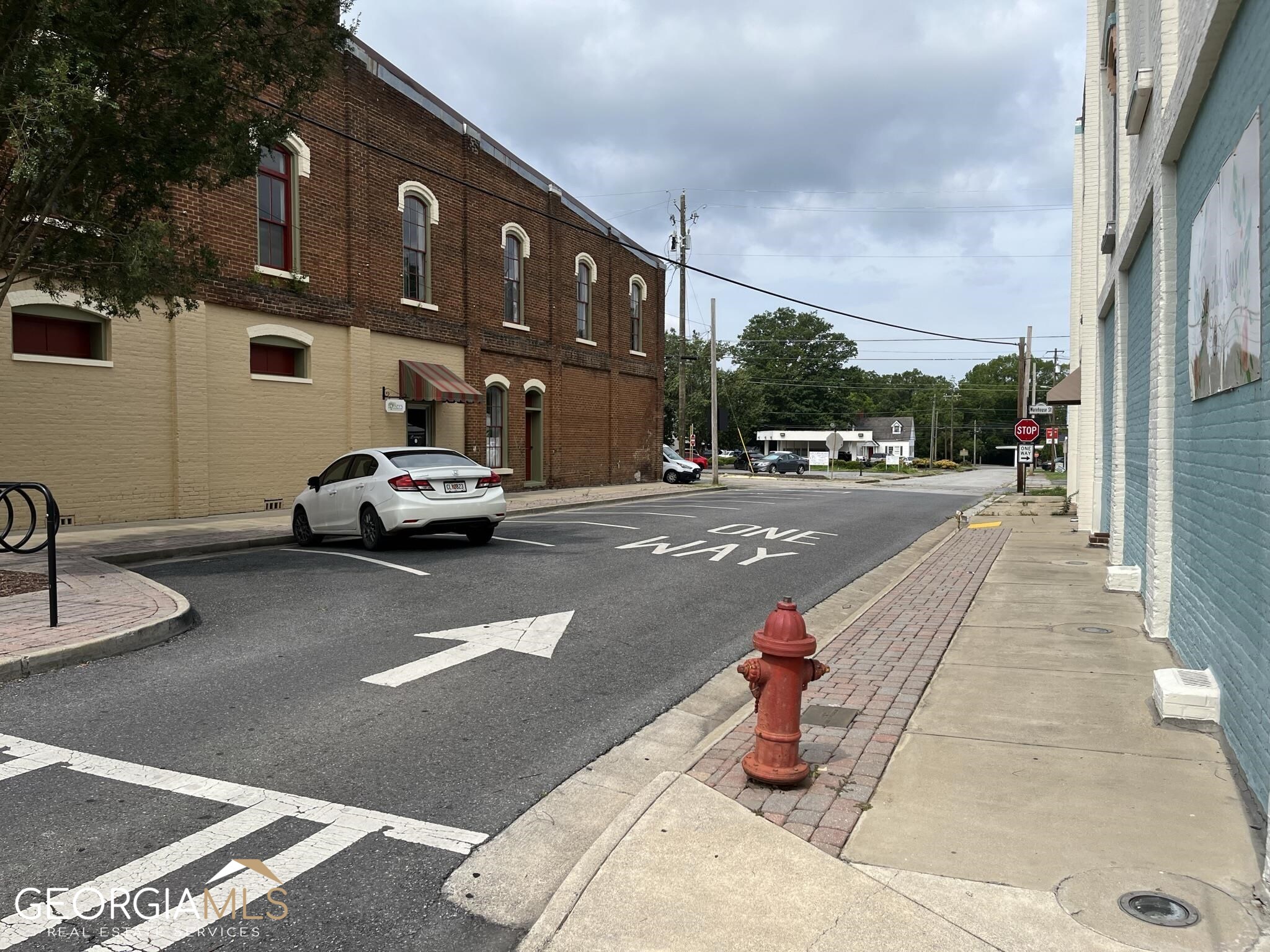 232 Main ST