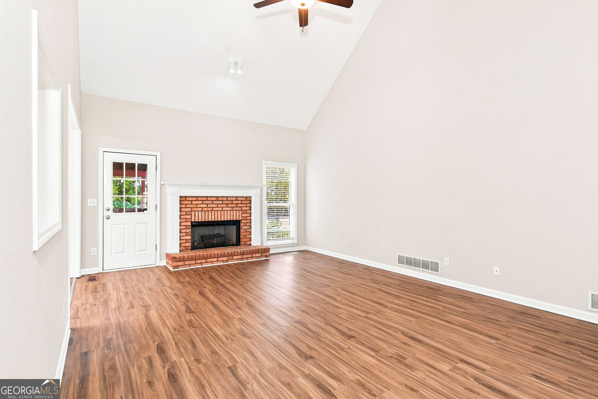 4904 Ascot BLF NW