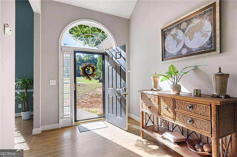 3802 Heartleaf DR NW