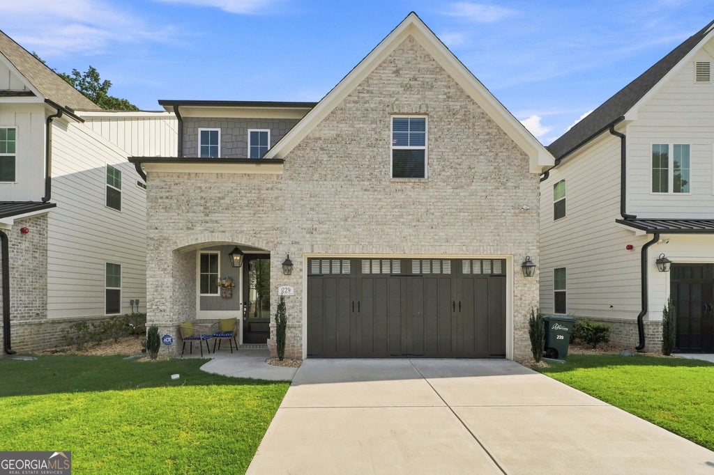 Photo of 229 Scottsdale Drive, Marietta, GA 30064 (MLS # 10839884)