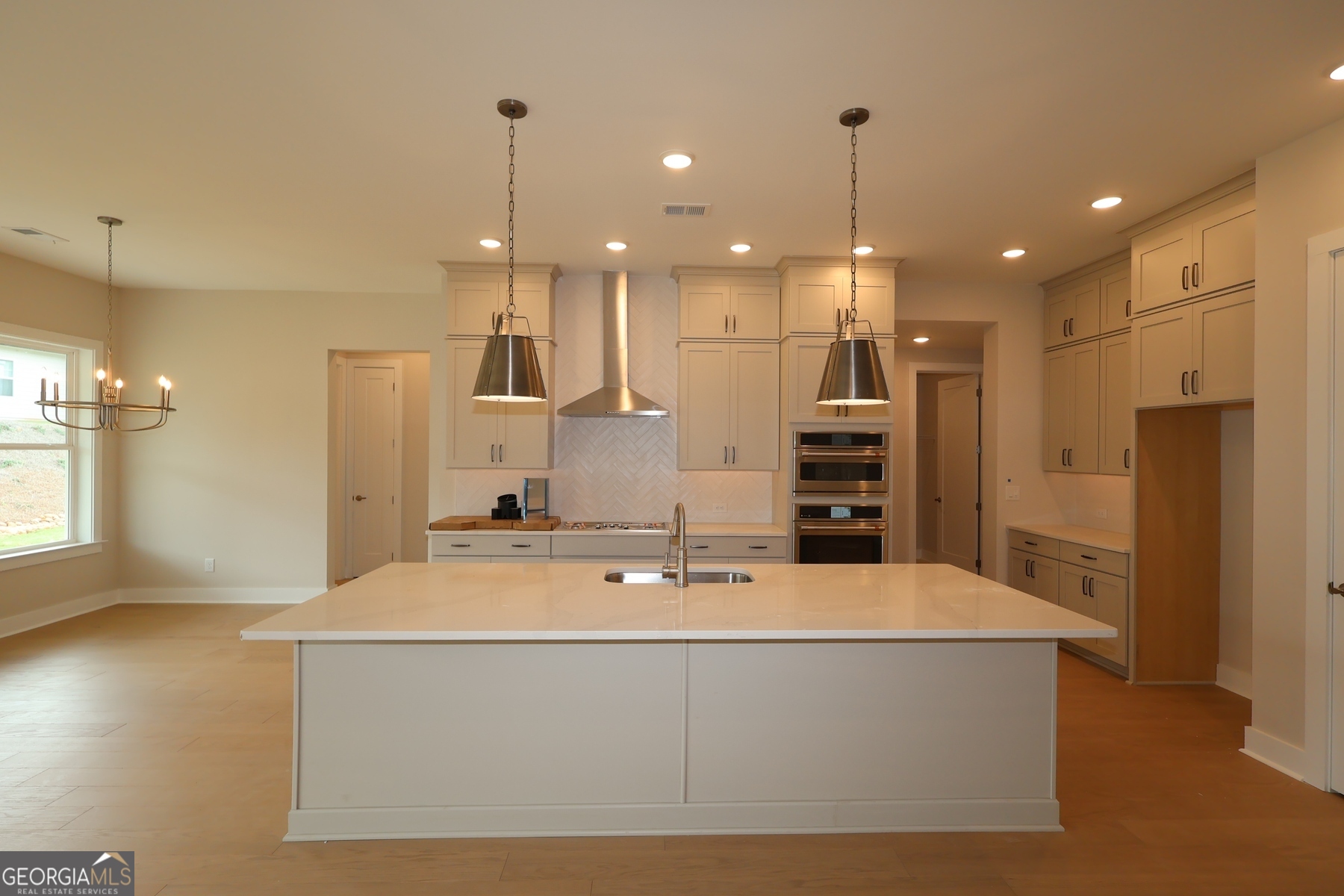 242 Mill Chase DR