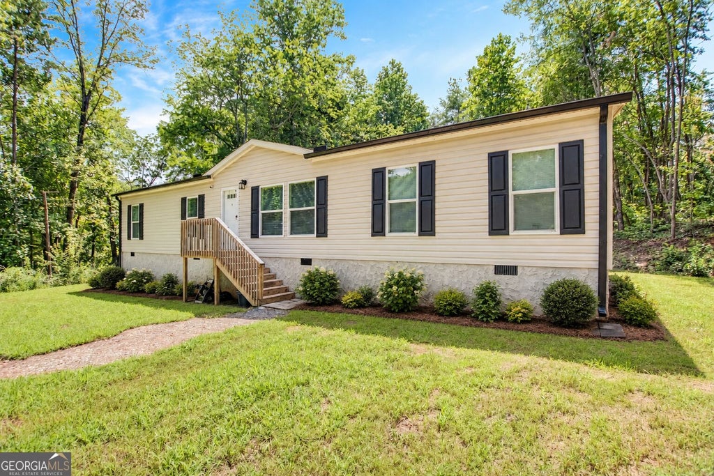 Photo of 174 Rivendell RD, Clarkesville, GA 30523 (MLS # 10879510)