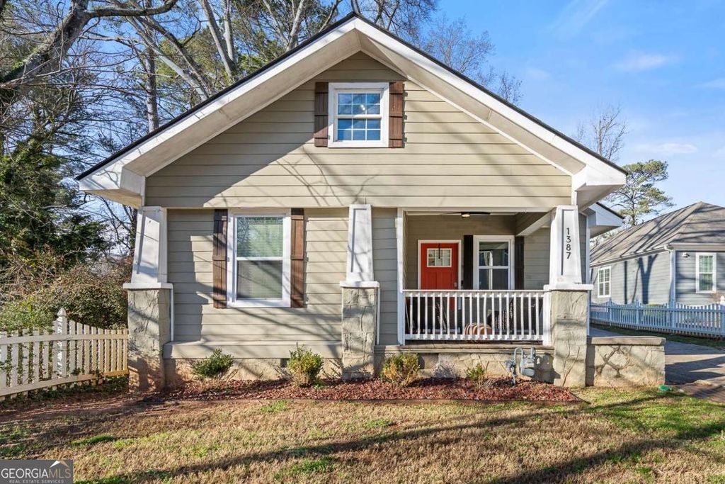 Photo of 1387 Avon Avenue SW, Atlanta, GA 30310 (MLS # 10698453)