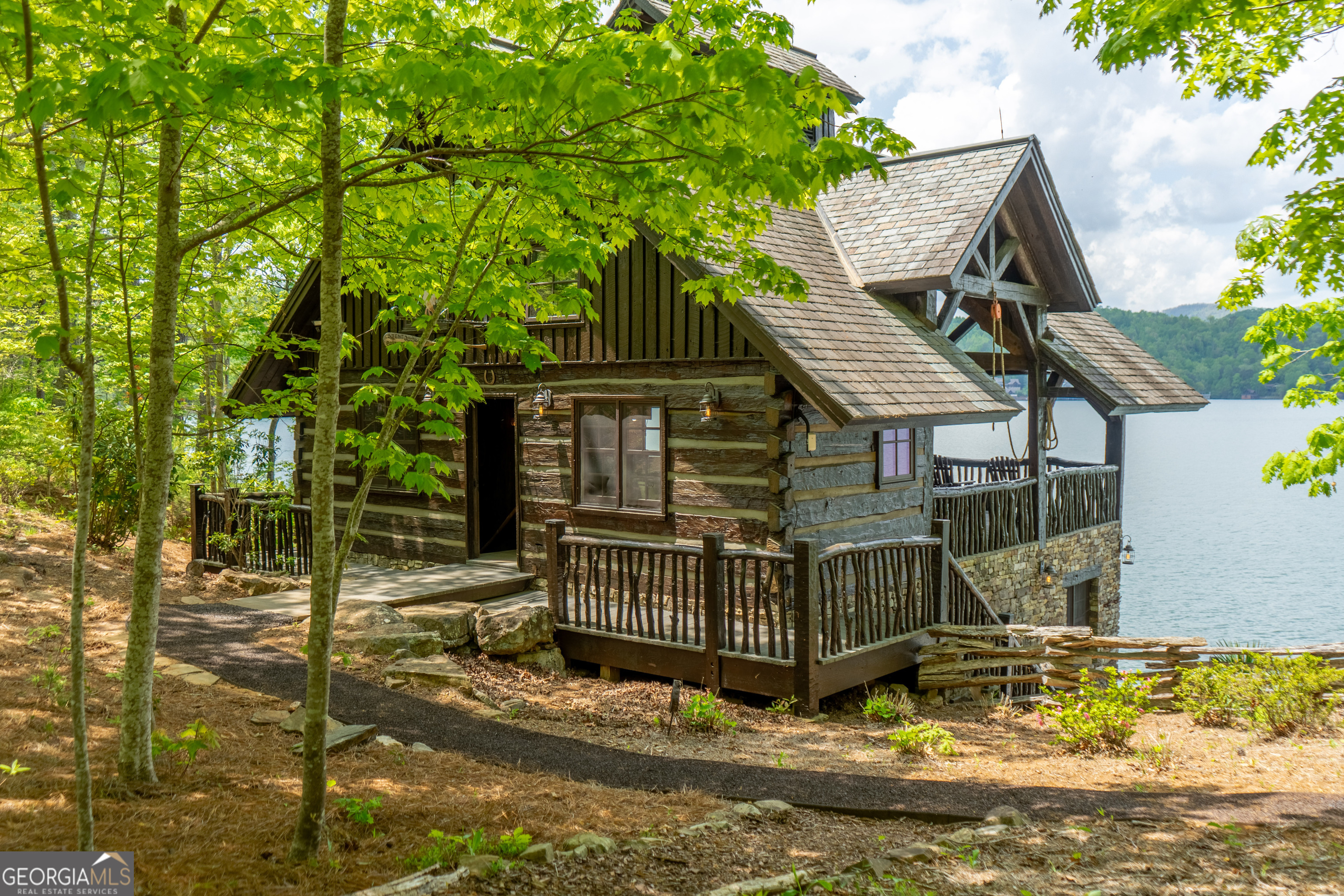 Lake Burton - Residential
