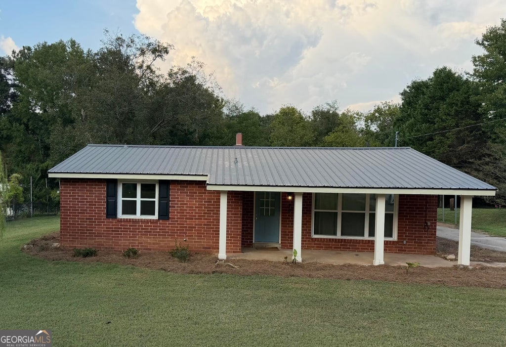 Photo of 40 Duke Street, Jefferson, GA 30549 (MLS # 10850571)