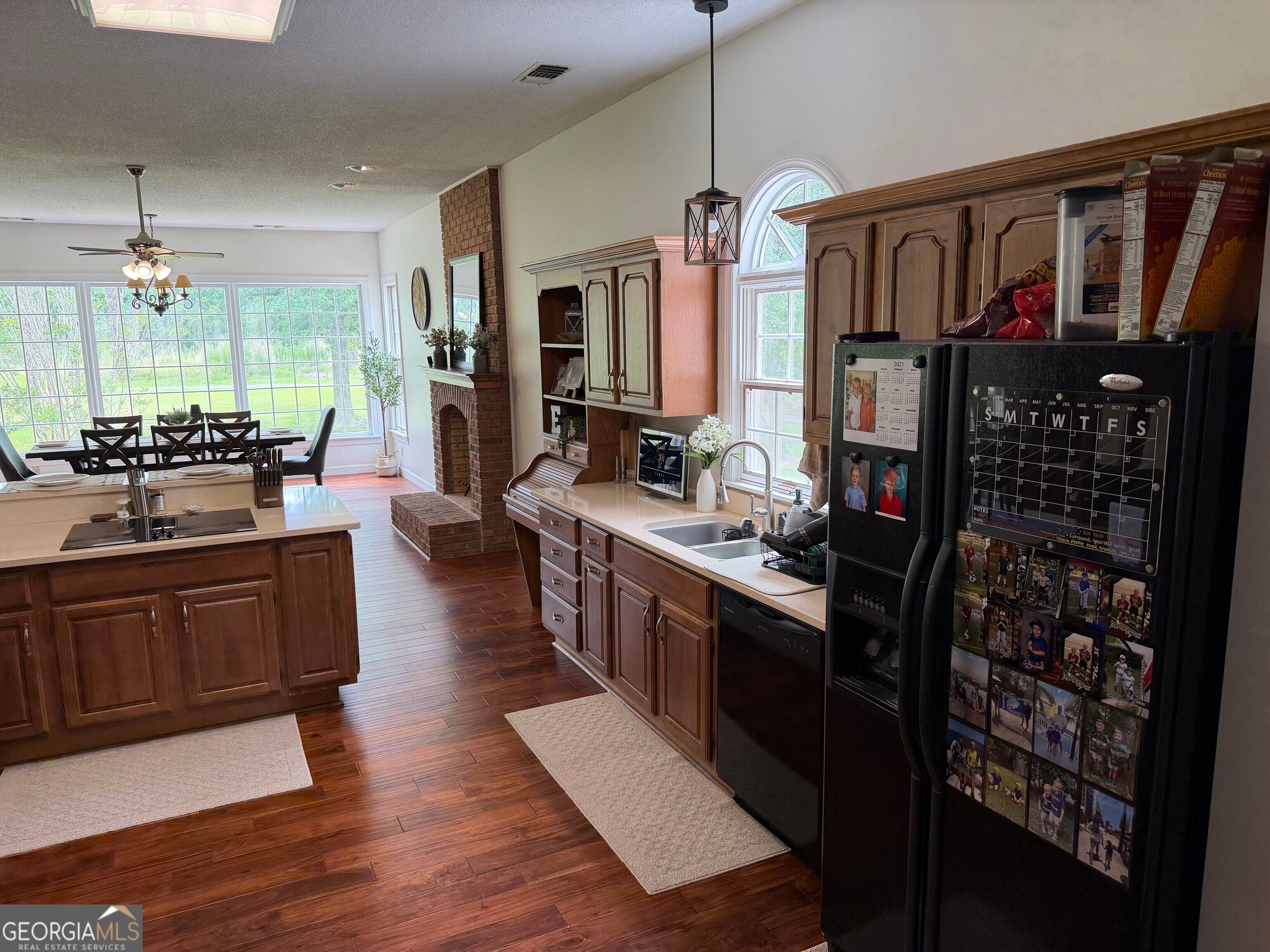 1729 Green Acres DR