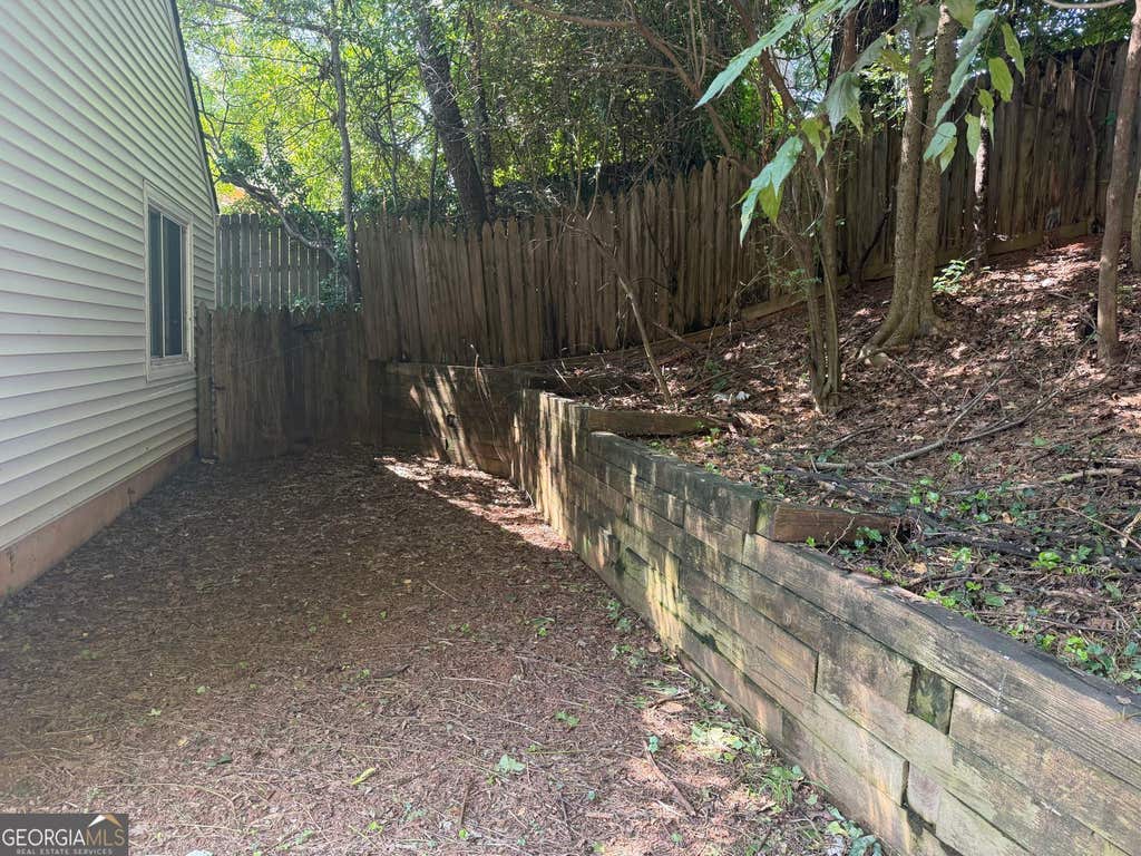 Photo of 1819 Crescent Hill Drive NW, Acworth, GA 30102 (MLS # 10822676)