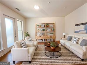 1195 Milton TER SE 2204