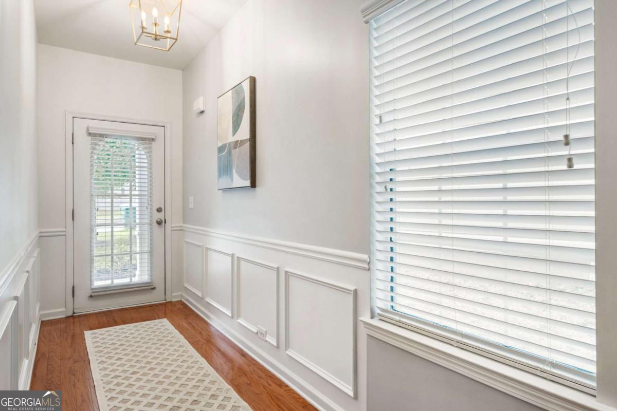 313 Hidden Creek LN