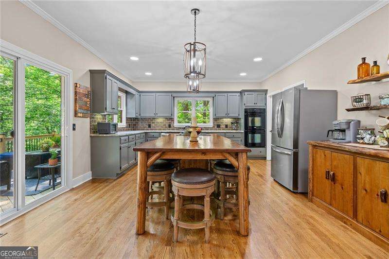 816 Alpine DR