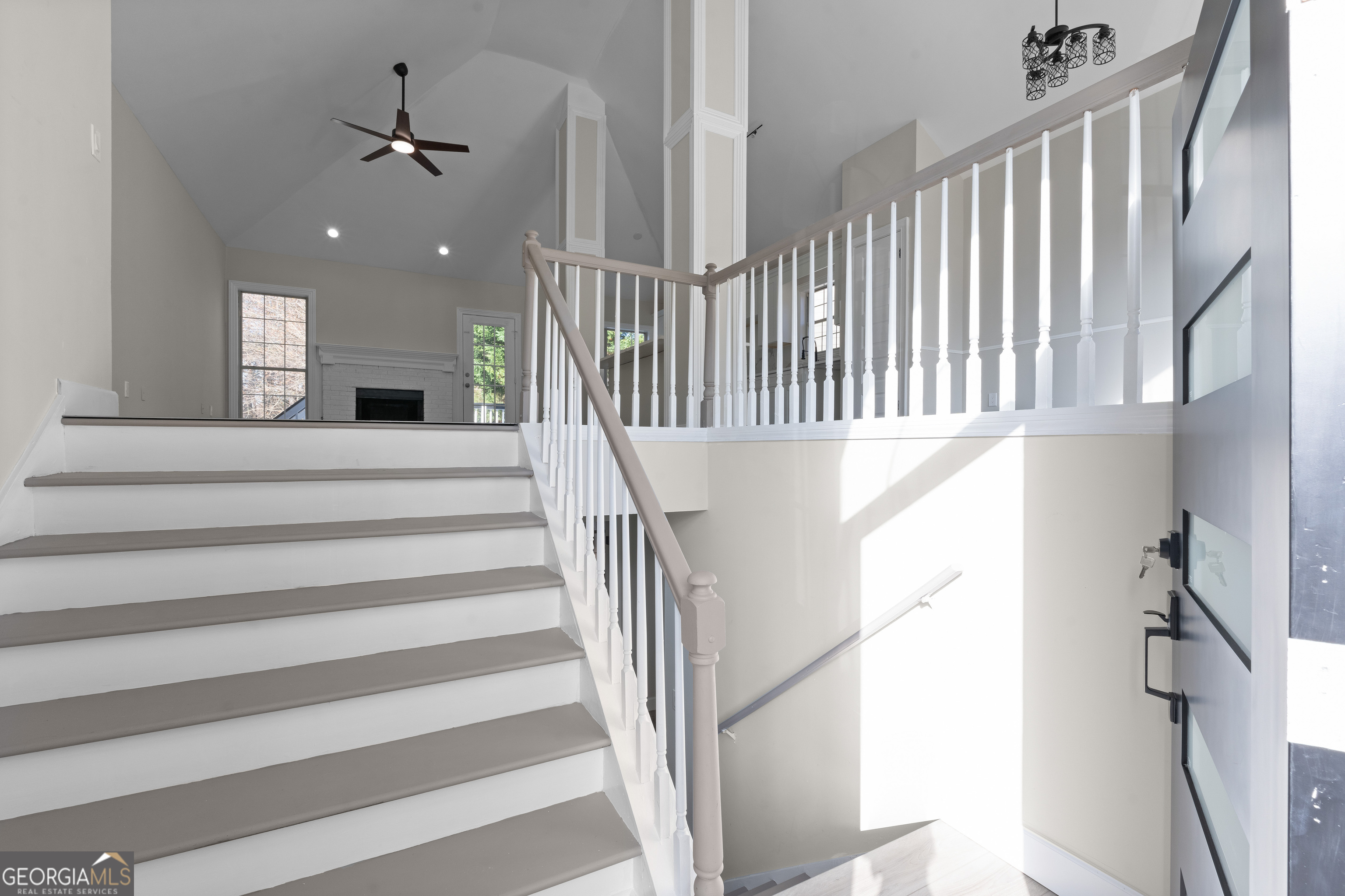 2175 Golden Valley DR