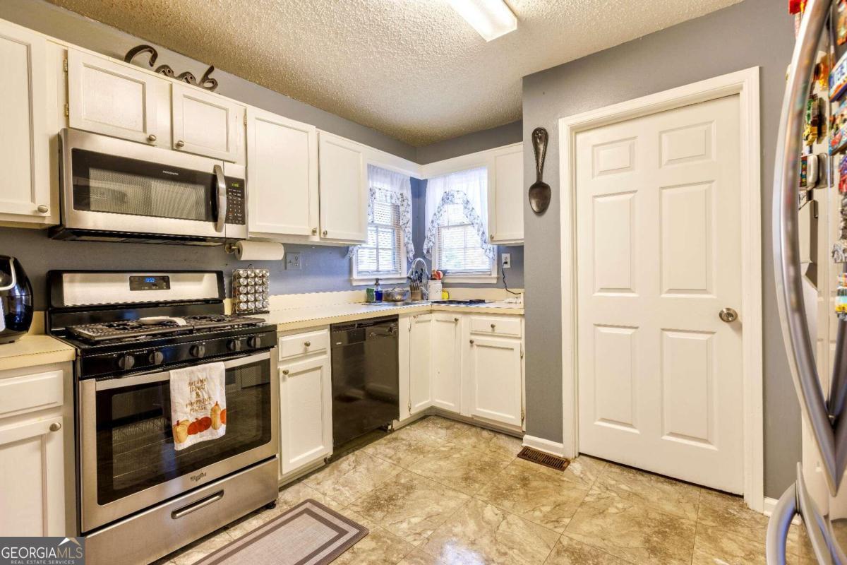 Wellcrest Twonhomes - Residential