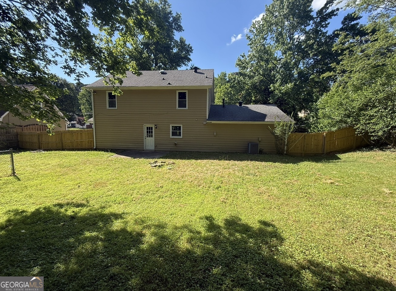 750 Forest Park LN