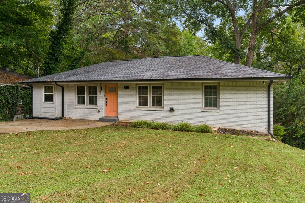 Photo of 2127 Garden Circle, Decatur, GA 30032 (MLS # 10870260)