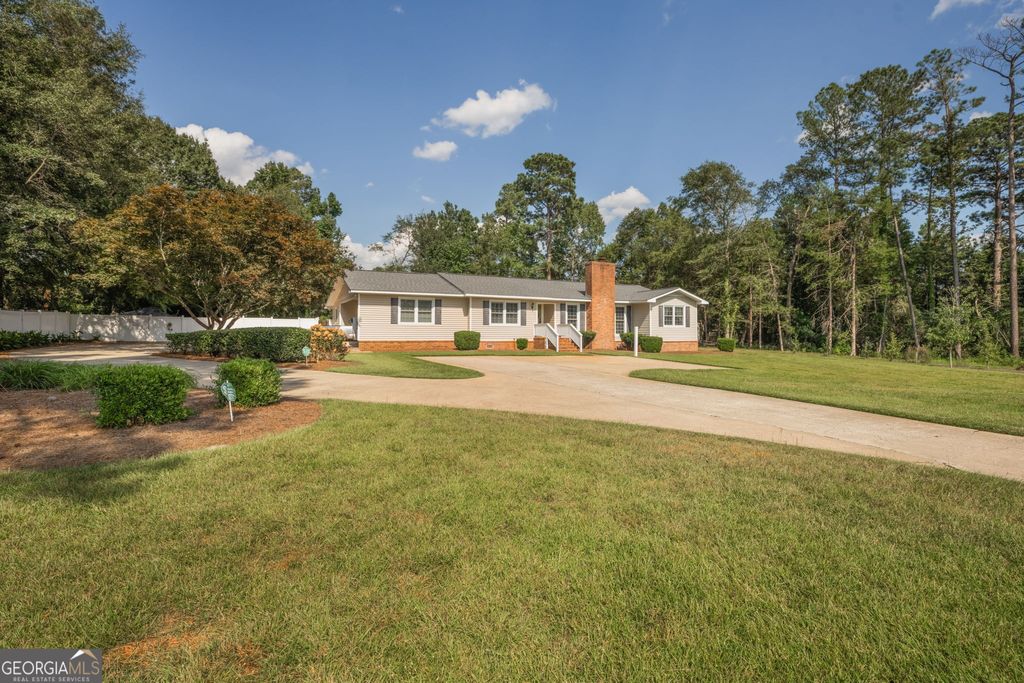 Photo of 127 Walden Road, Sandersville, GA 31082 (MLS # 10600696)