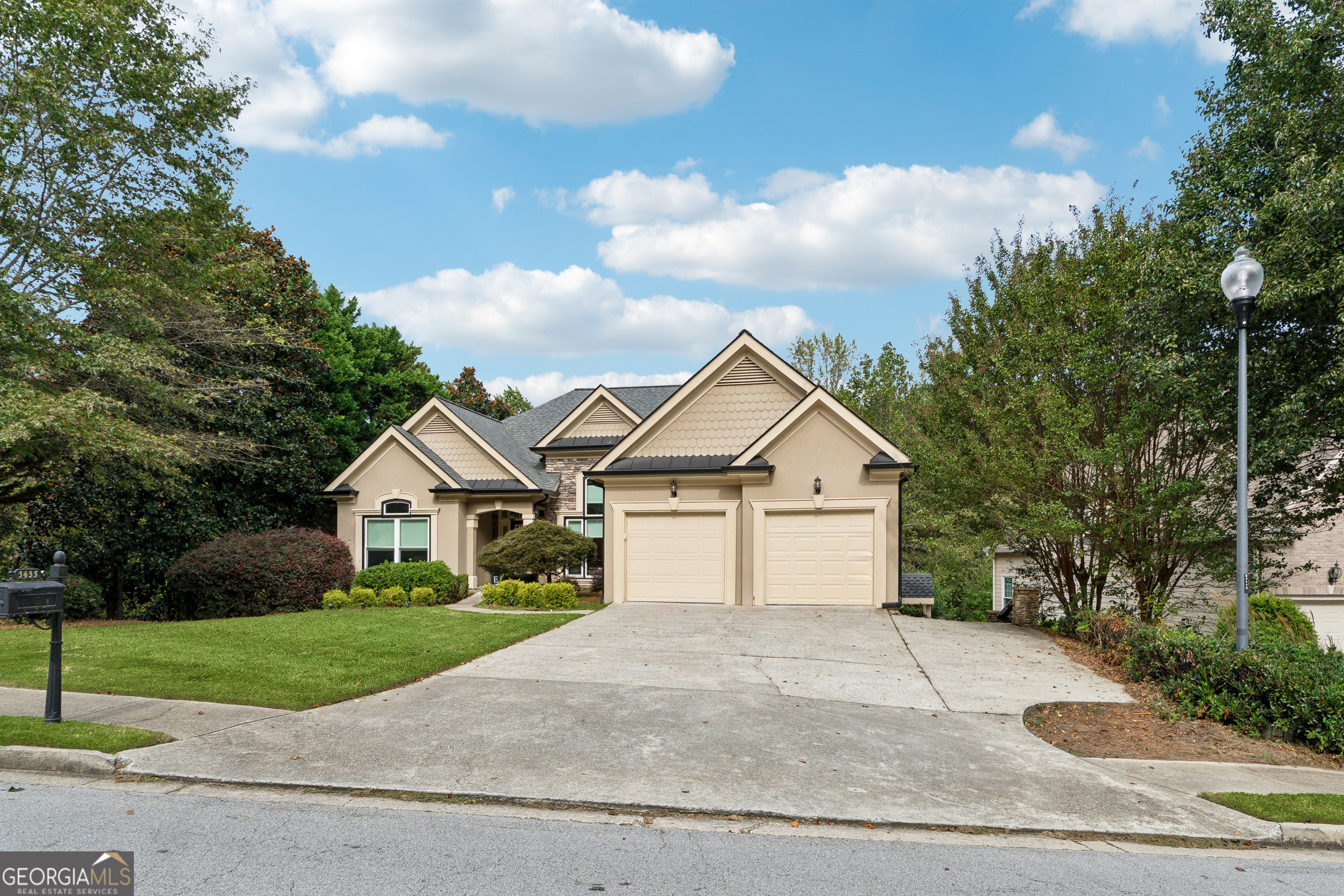 3435 Vista Creek DR