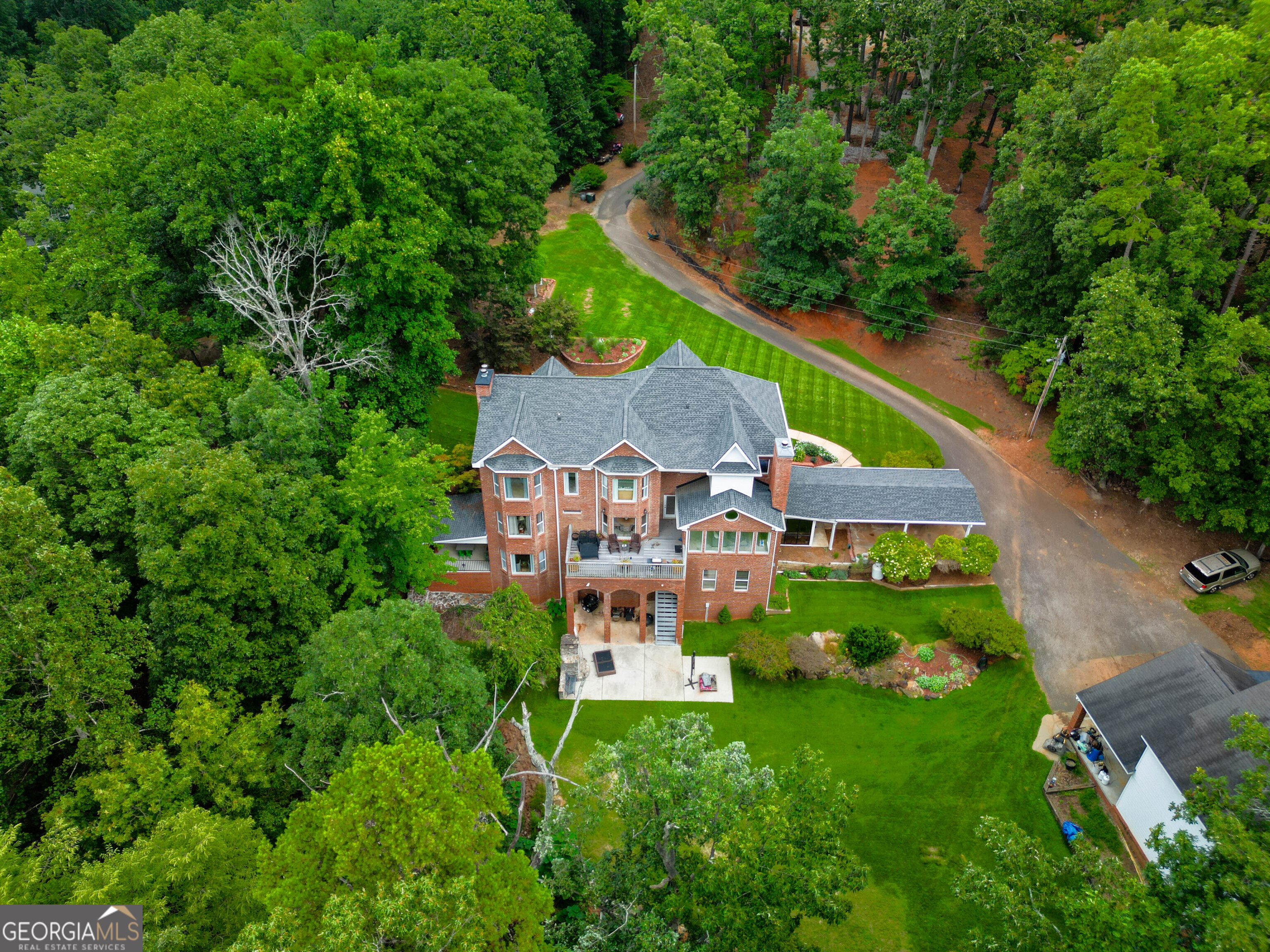 7488 Shadburn Ferry RD