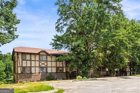 Photo of 1308 Camelot Drive, Atlanta, GA 30349 (MLS # 10695648)