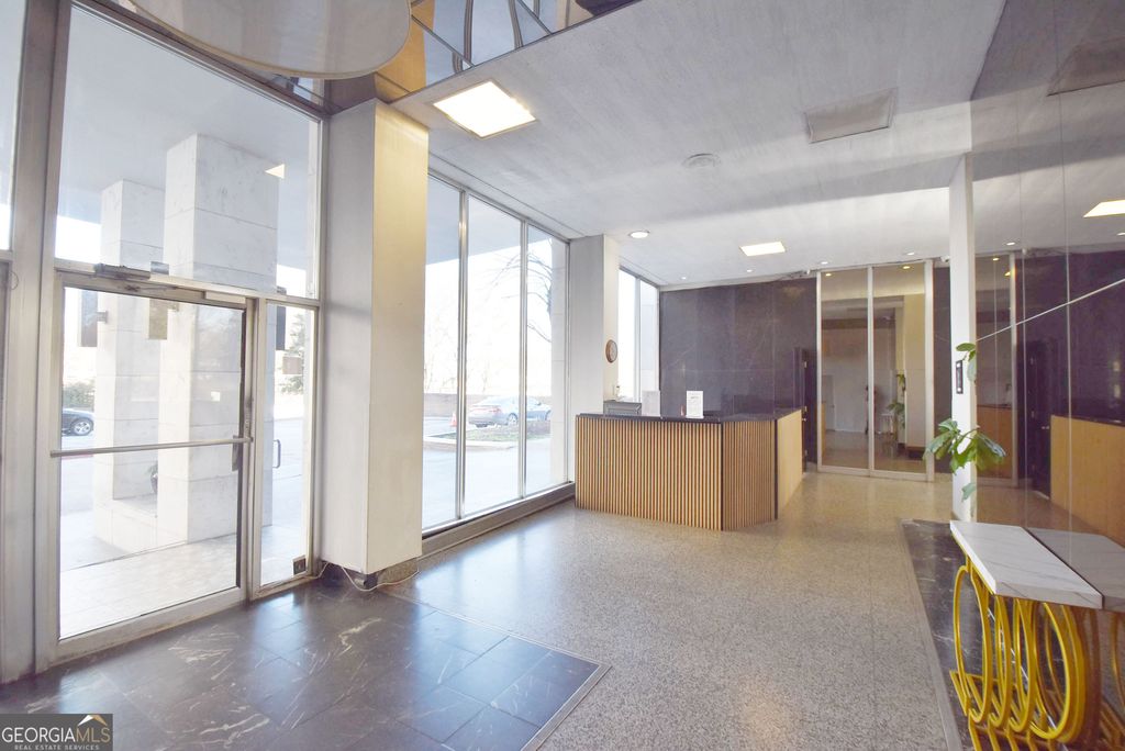 Photo of 215 Piedmont Avenue NE #1505, Atlanta, GA 30308 (MLS # 10702579)