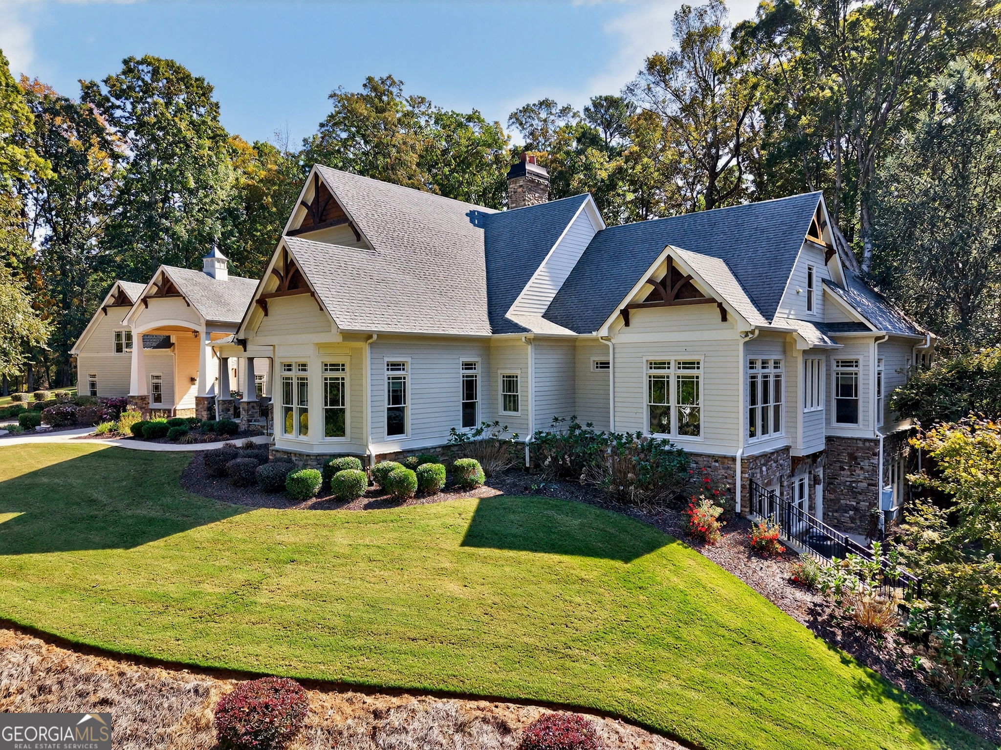 114 Trinity Hollow DR