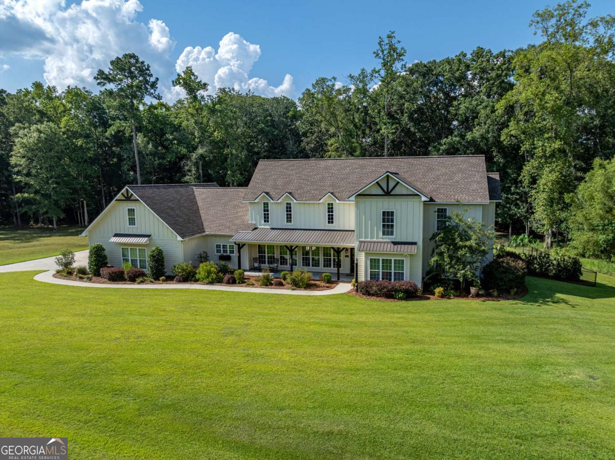 51 Logan DR