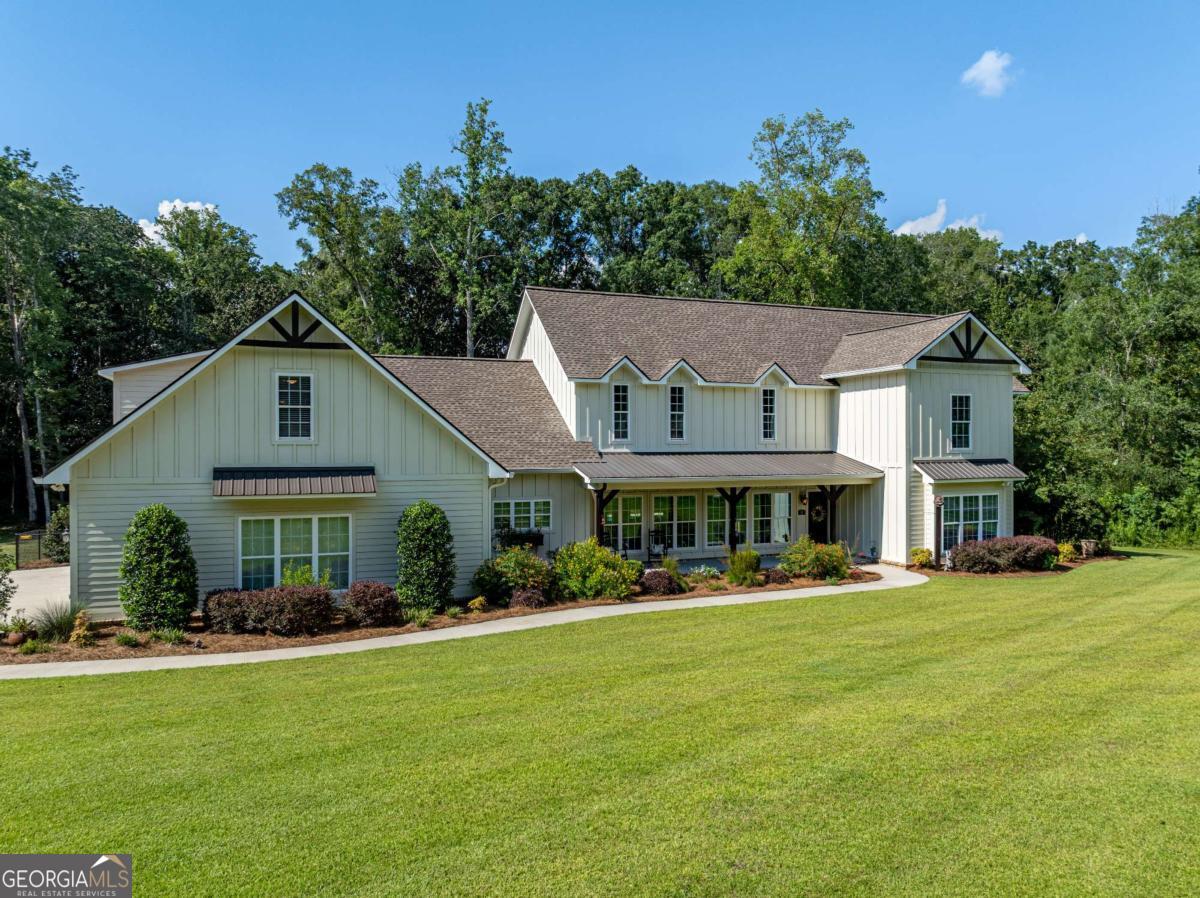 51 Logan DR