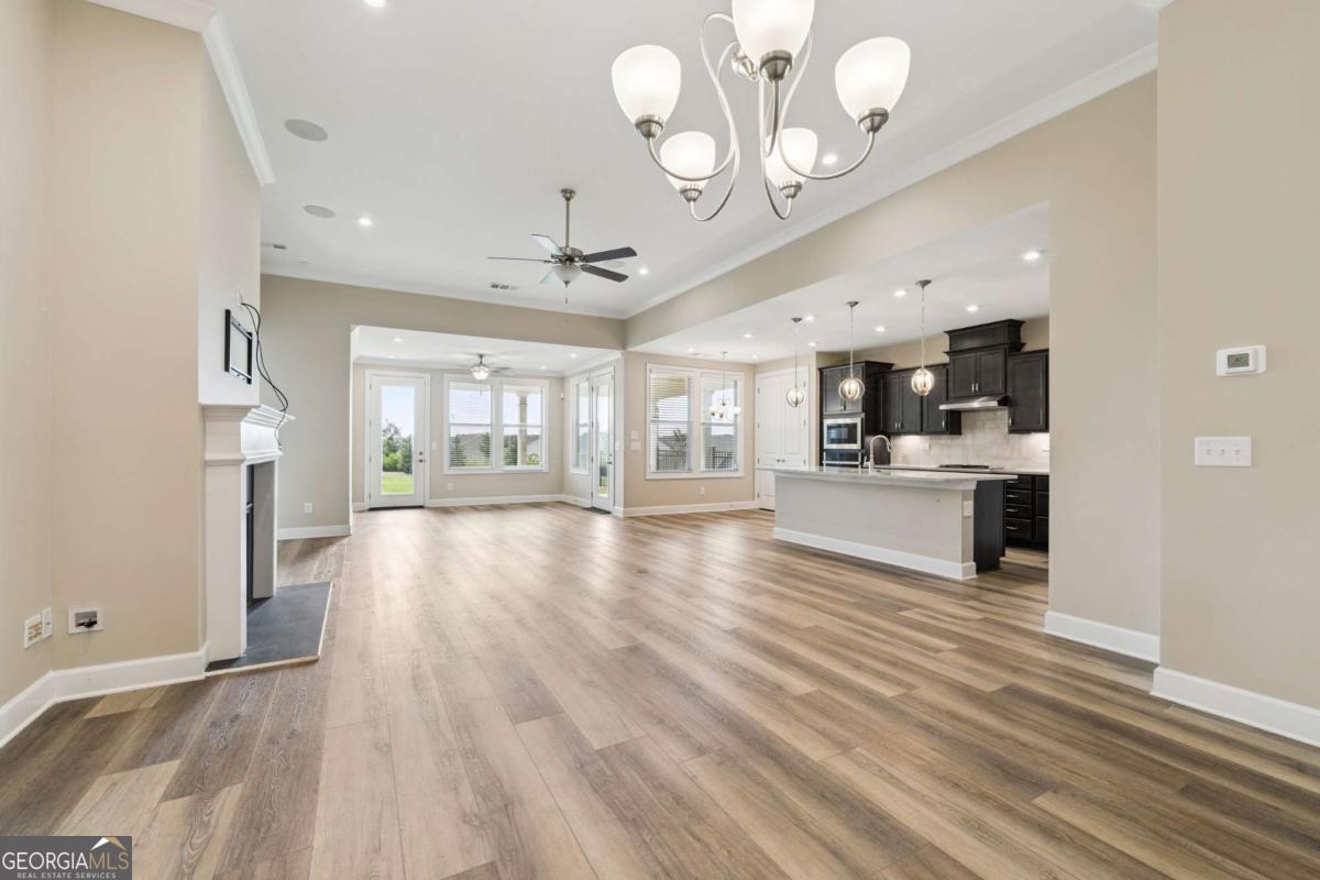75 Seneca WAY