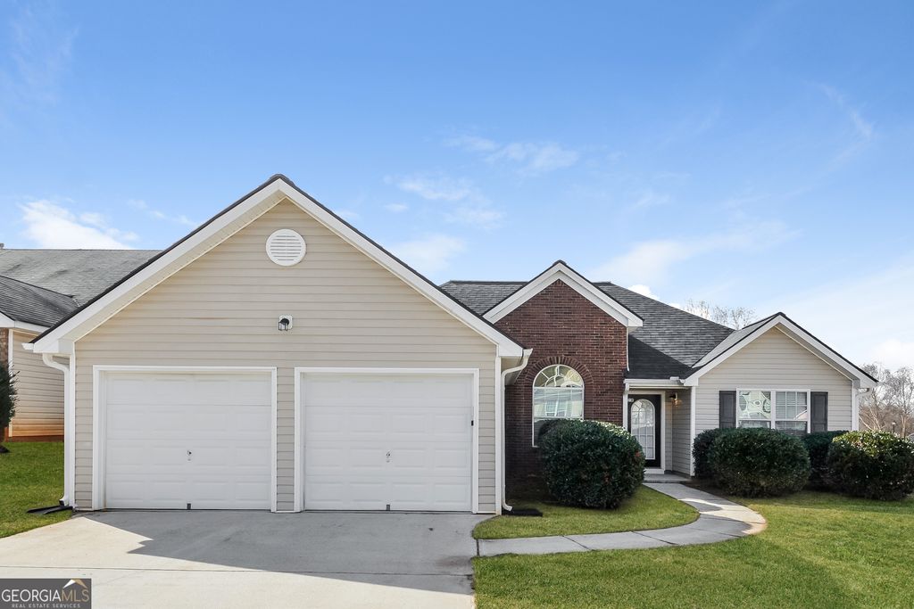 Photo of 10 Zebulon Place, Covington, GA 30016 (MLS # 10637068)