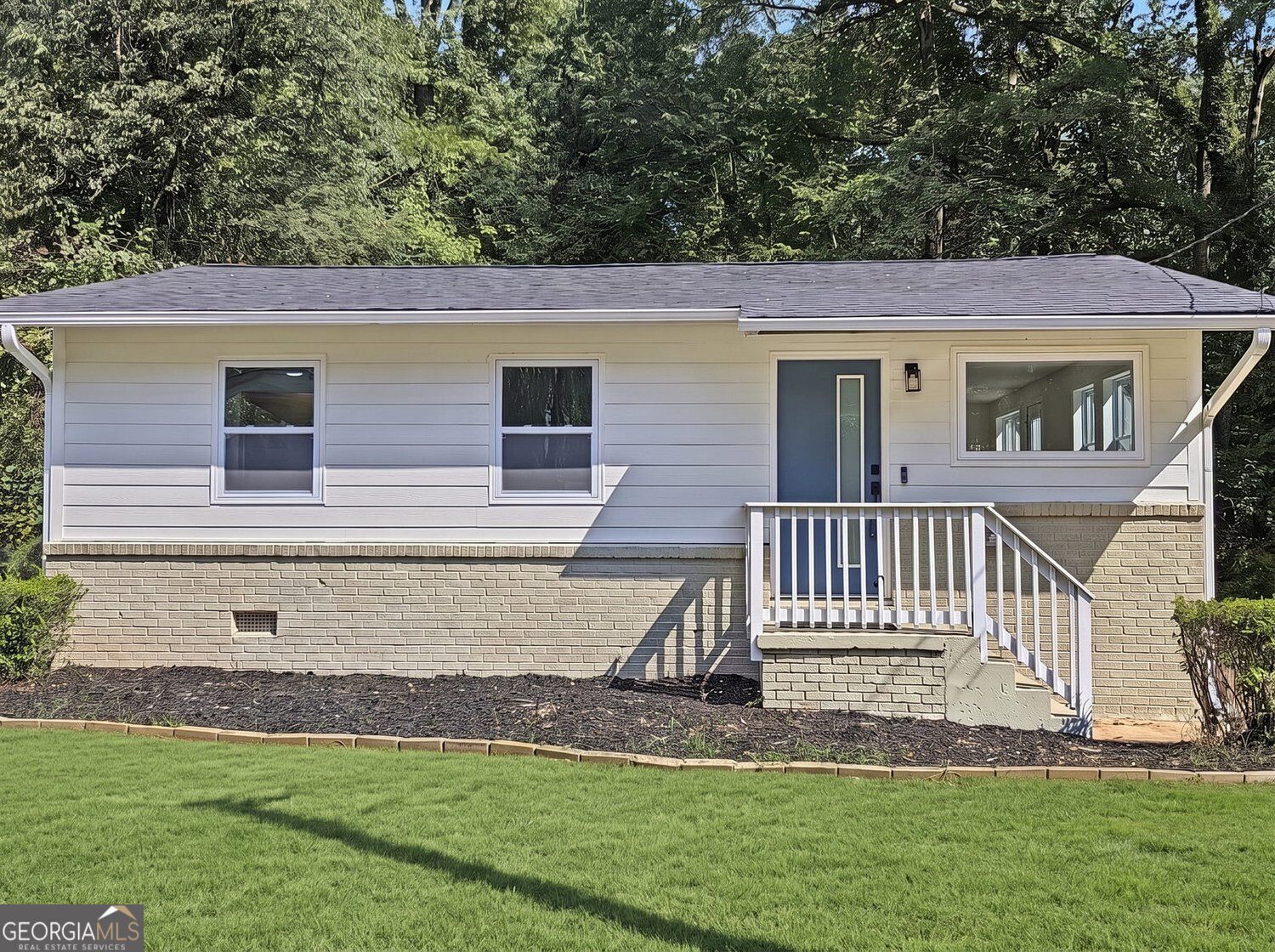 147 Rockyford RD NE