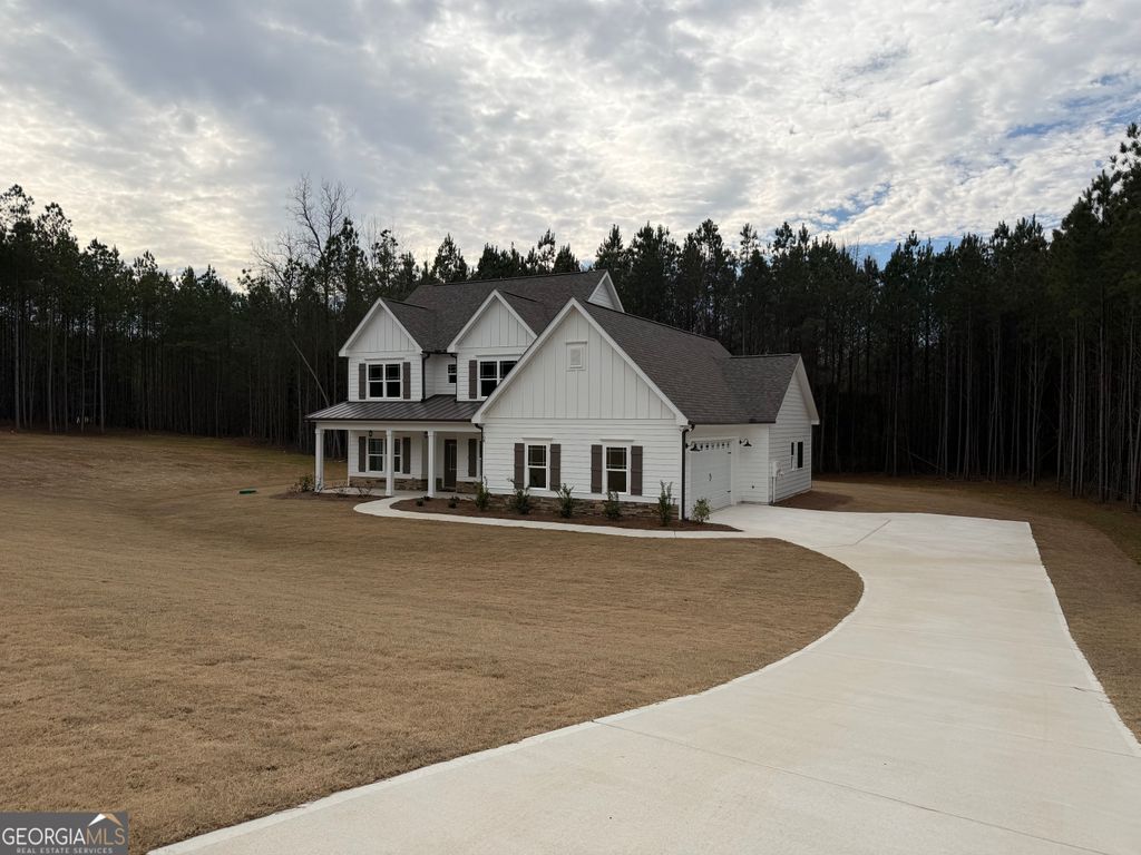 Photo of 708 Traveler Lane #LOT 54, Williamson, GA 30292 (MLS # 10705192)