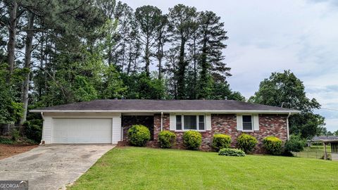 1091 Luther DR SW Mableton GA 30126