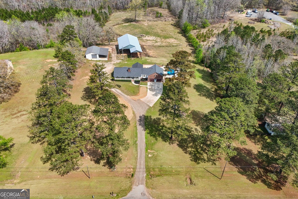Photo of 9902 Highway 16, Senoia, GA 30276 (MLS # 10839863)