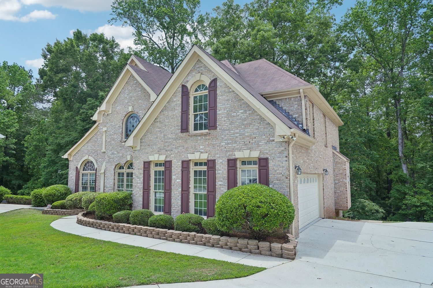 765 Brooks CIR