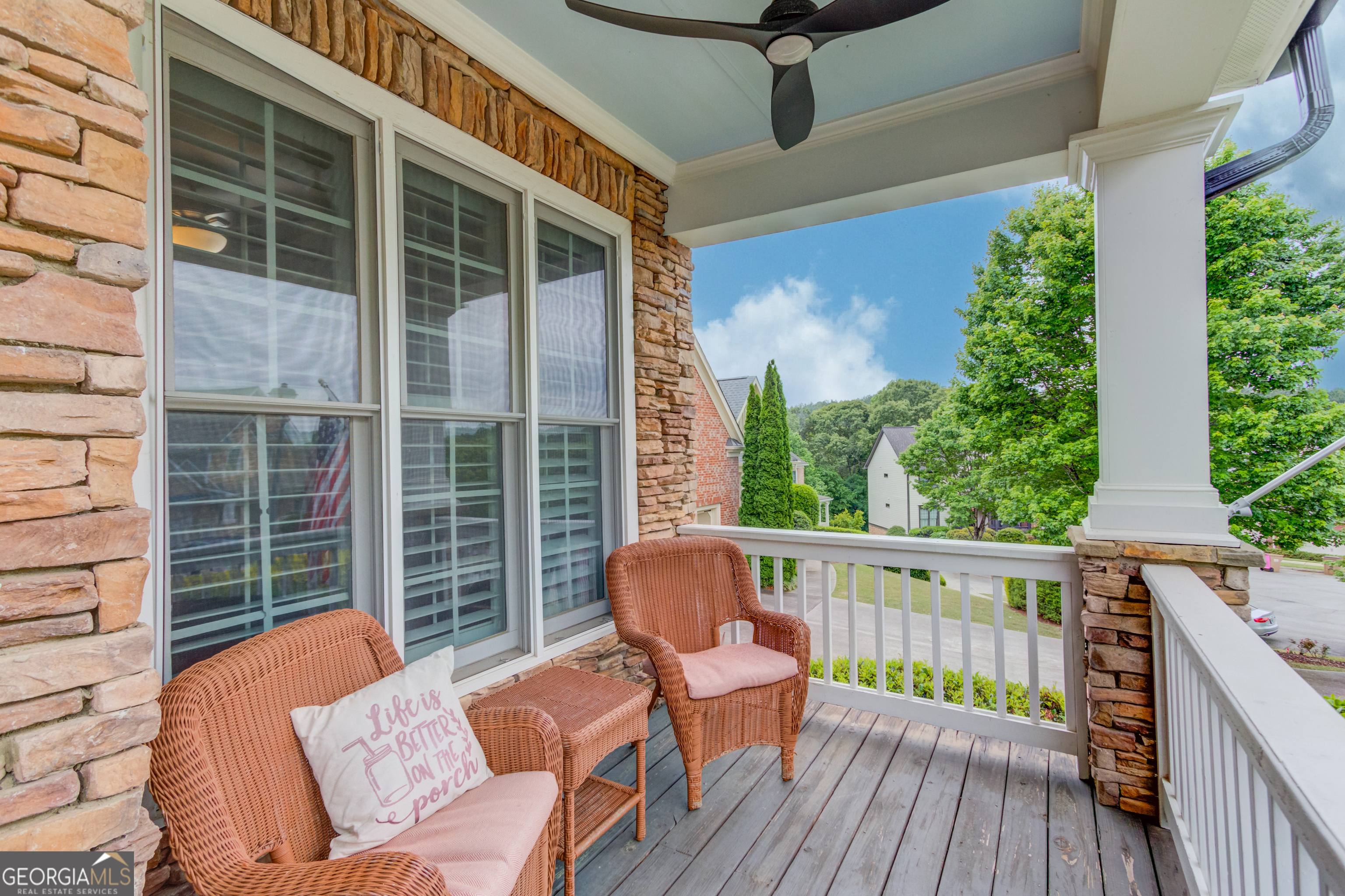 7568 Brookstone CIR