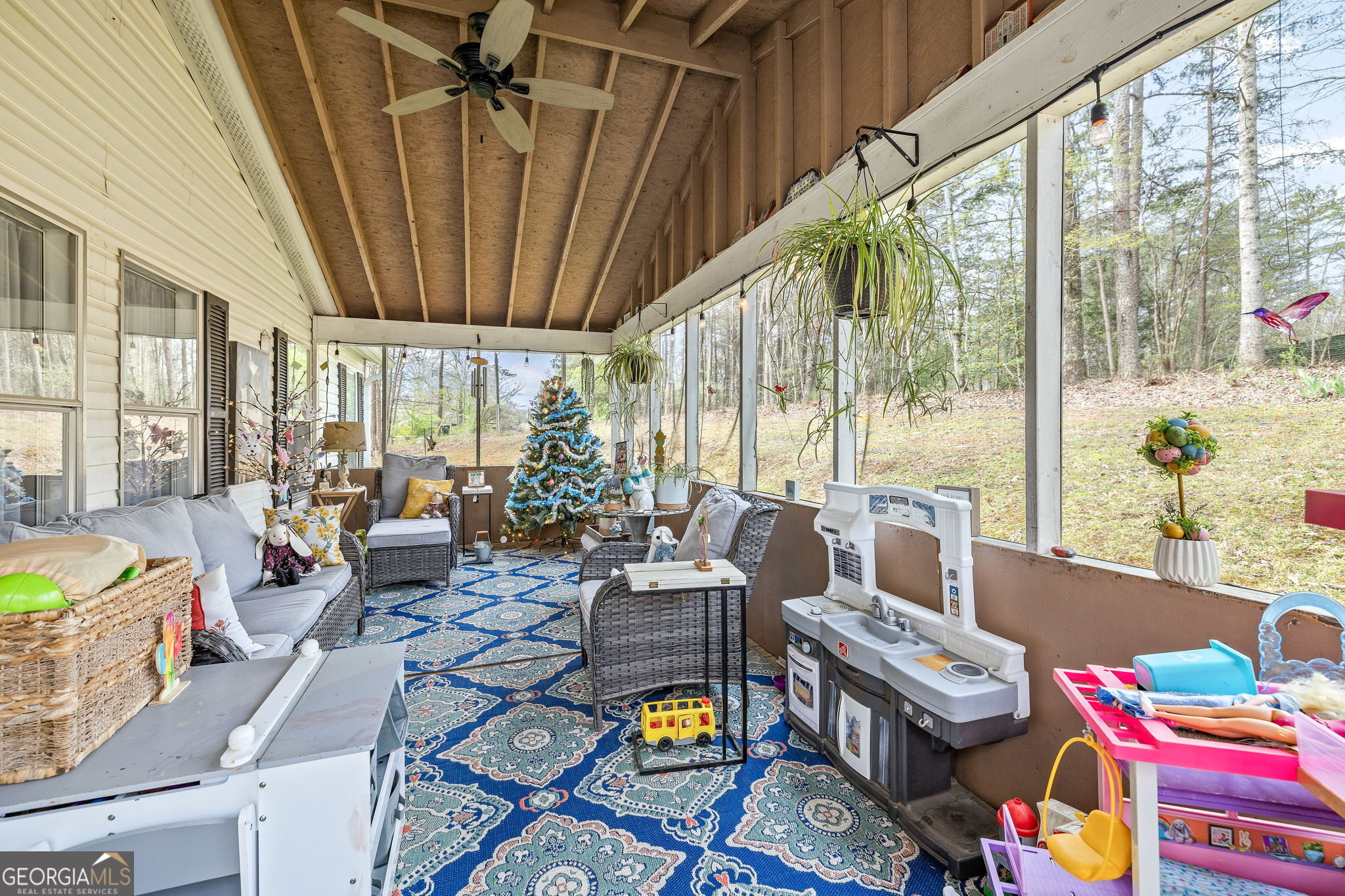 65 Tobacco Pouch Creek RD