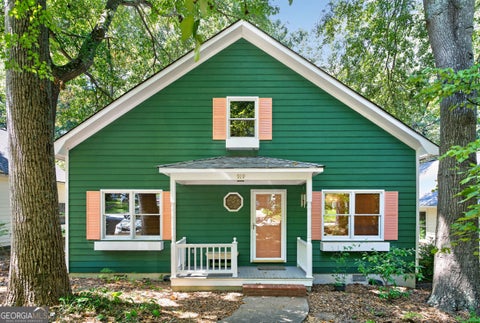 Photo of 919 Walker Avenue, Atlanta, GA 30316 (MLS # 10840079)