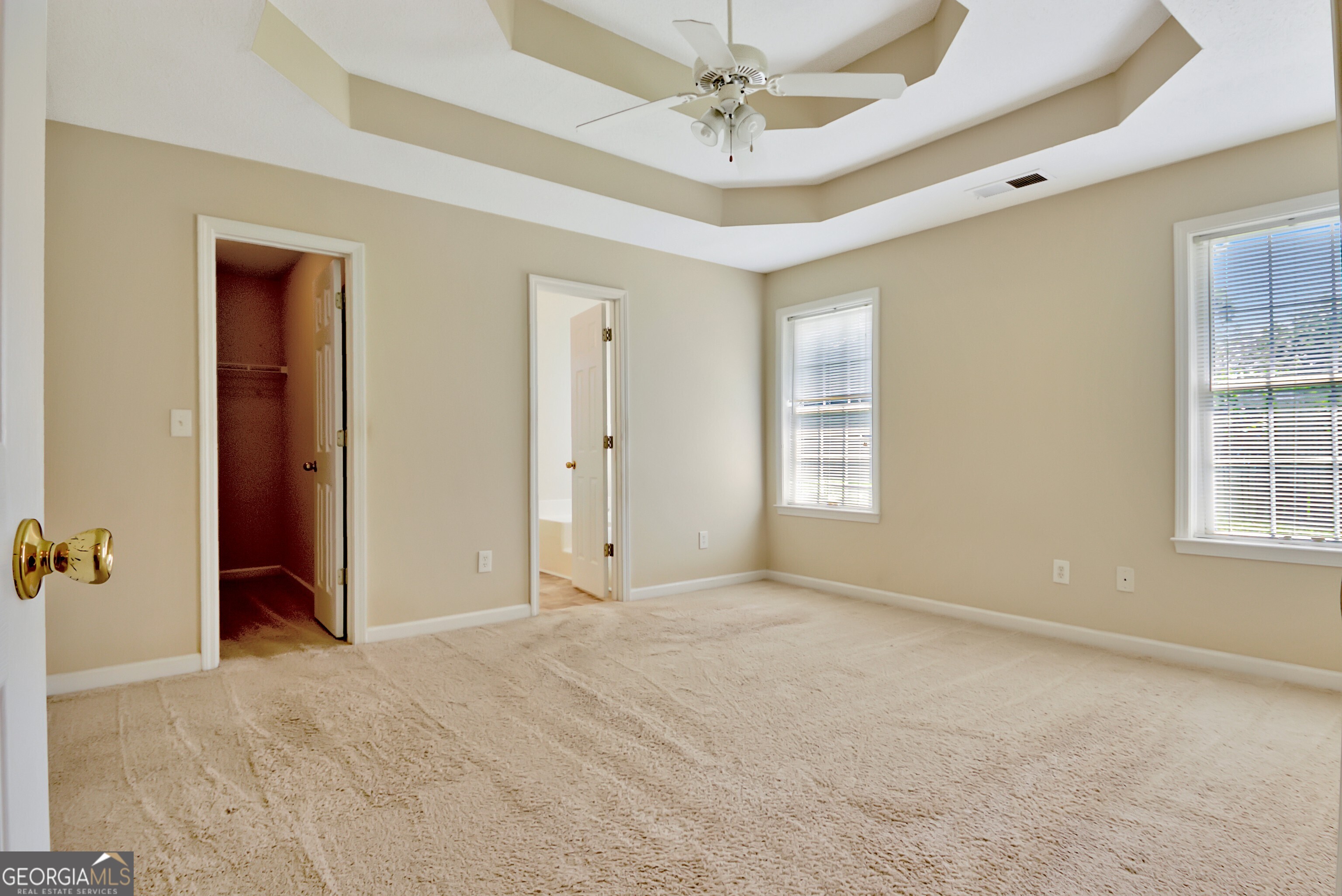 Newnan, Georgia 30263, United States, 3 Bedrooms Bedrooms, ,2 BathroomsBathrooms,Residential,Active,184105