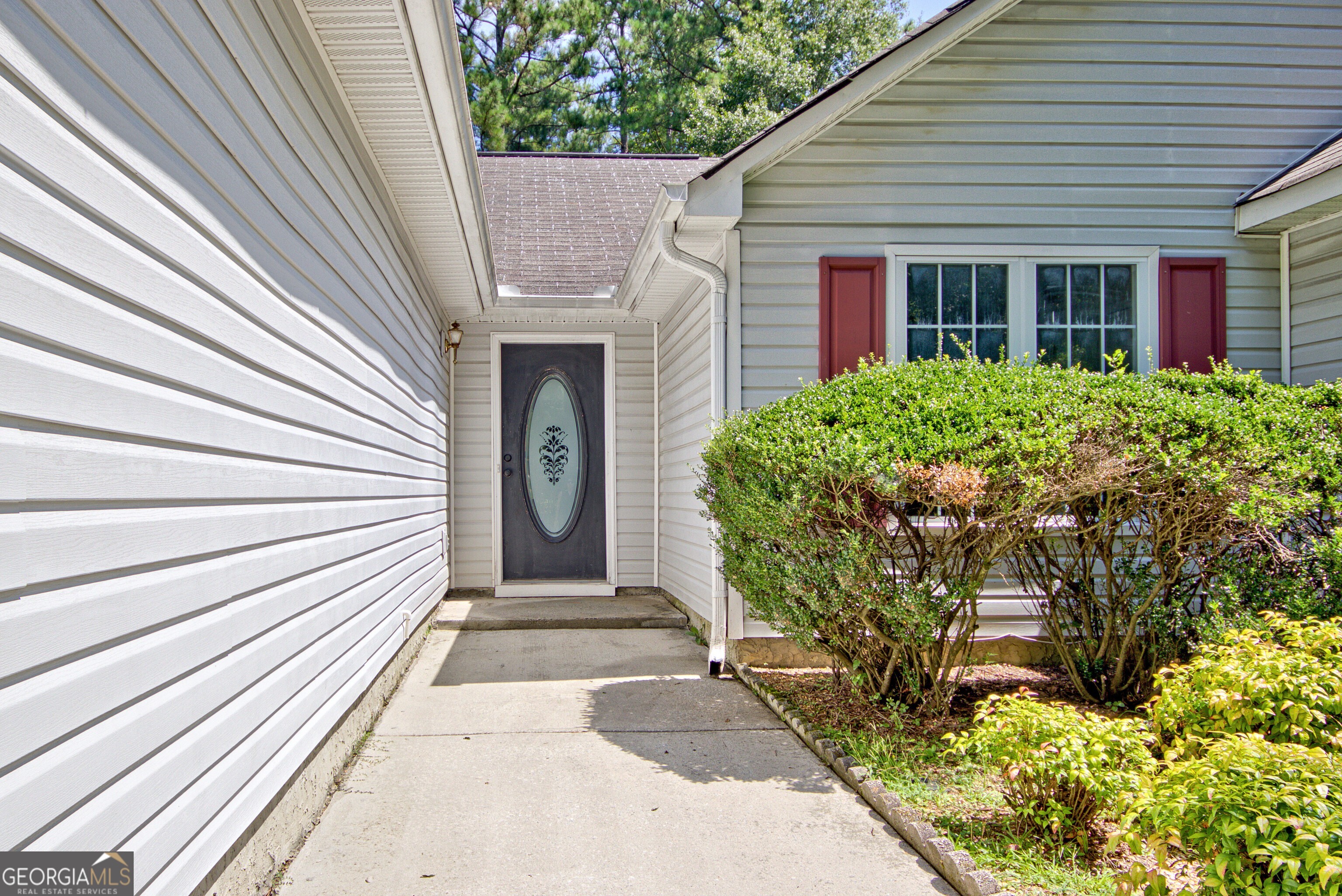 Newnan, Georgia 30263, United States, 3 Bedrooms Bedrooms, ,2 BathroomsBathrooms,Residential,Active,184105