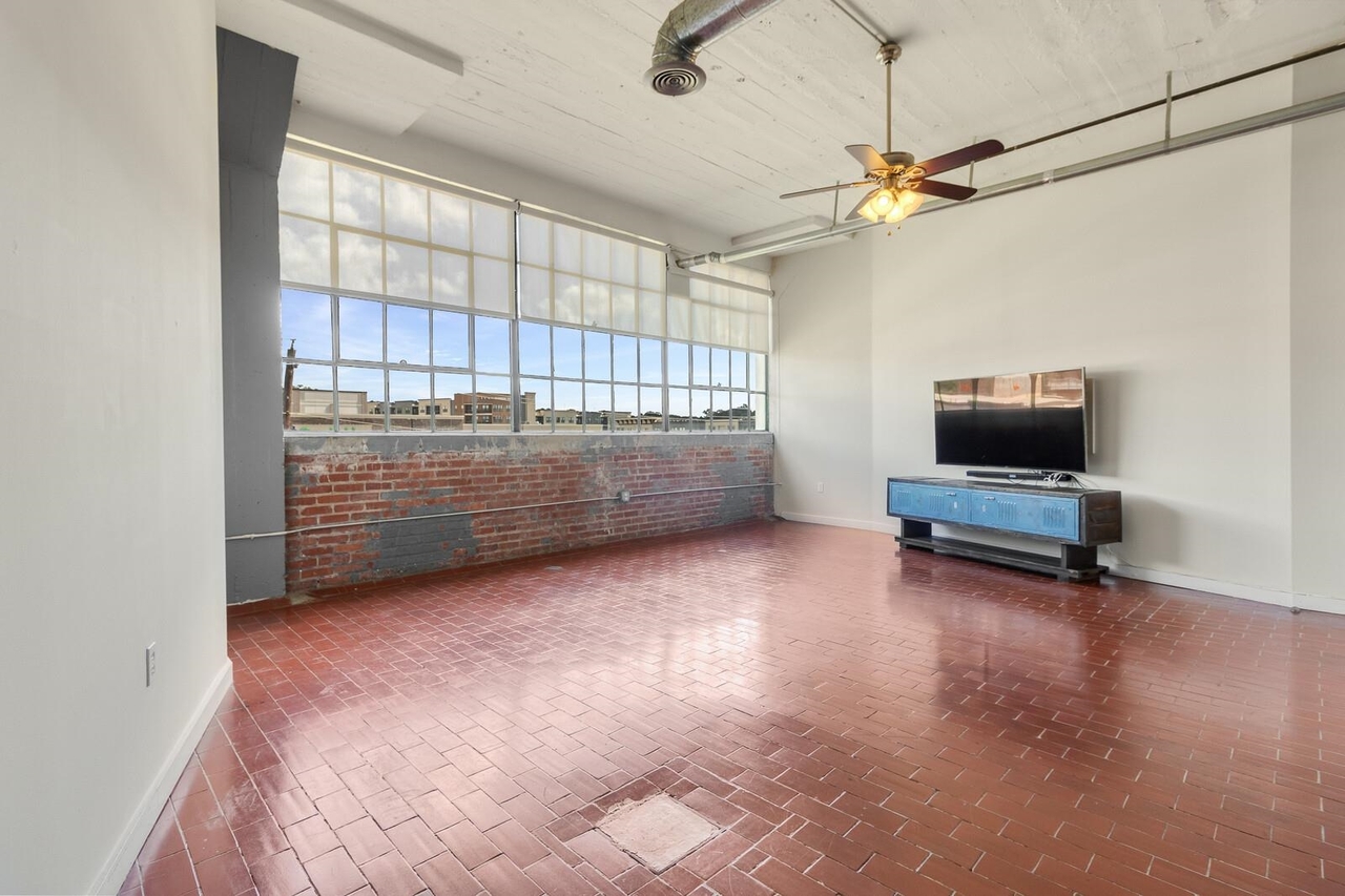 A7P Lofts - Residential Lease